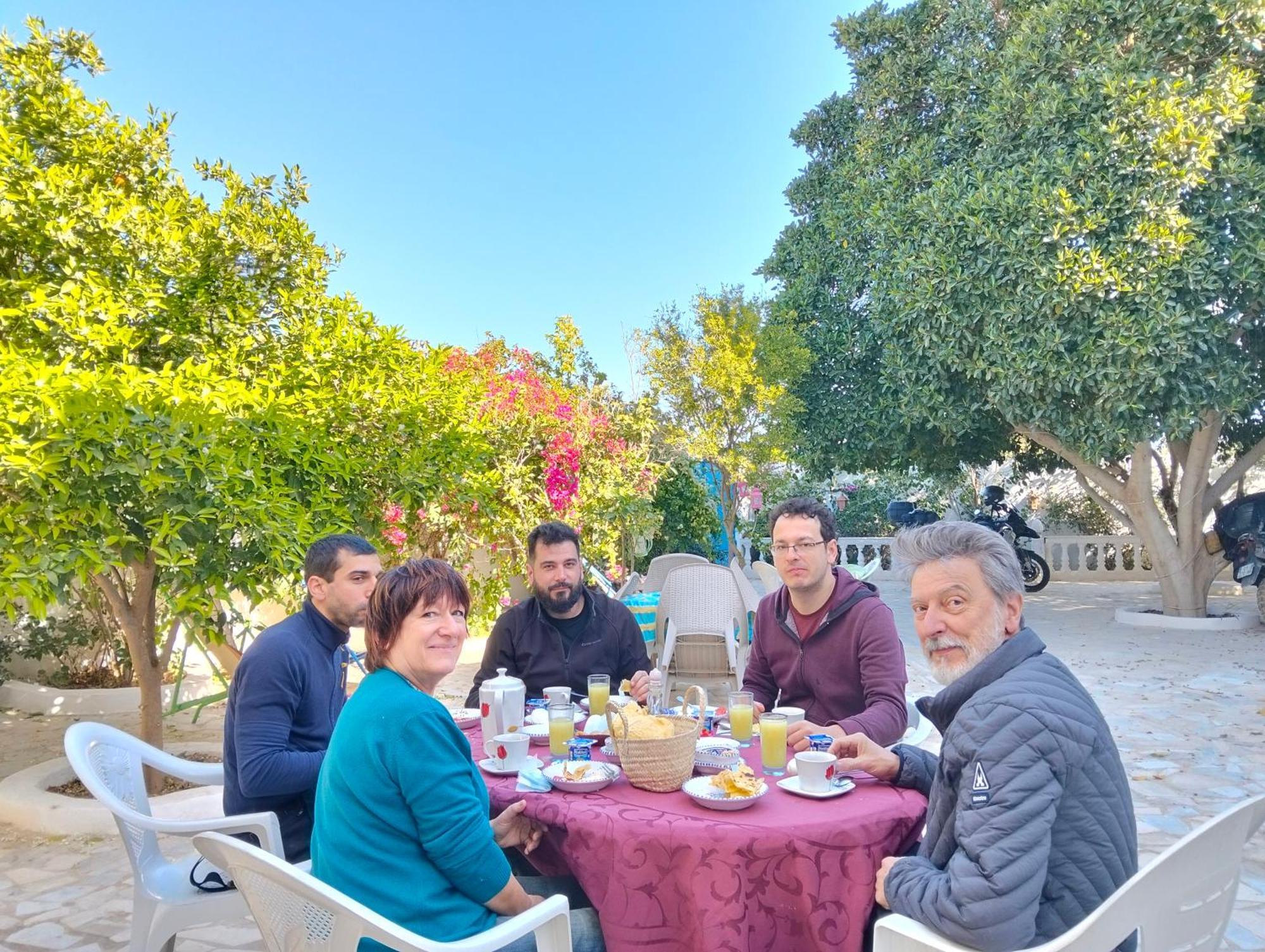 Henchir Ejdoud Guest House Кайроуан Екстериор снимка